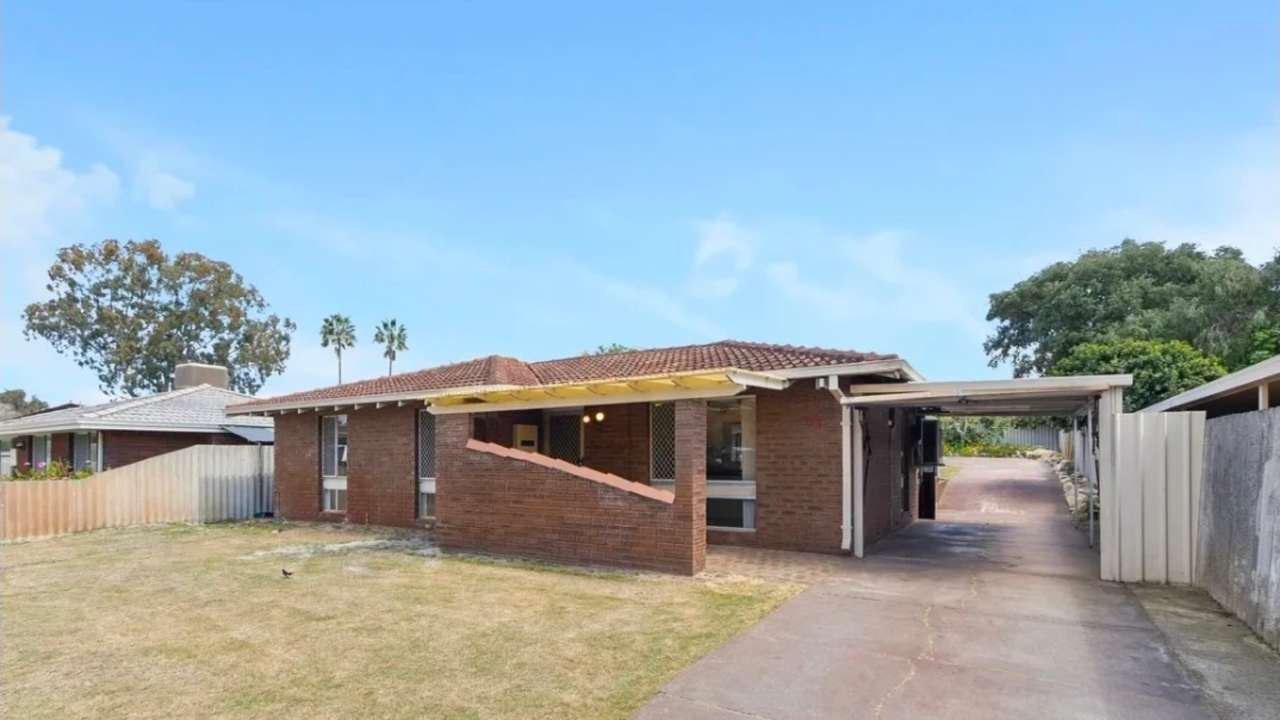 Whole property with 3 rooms for rent