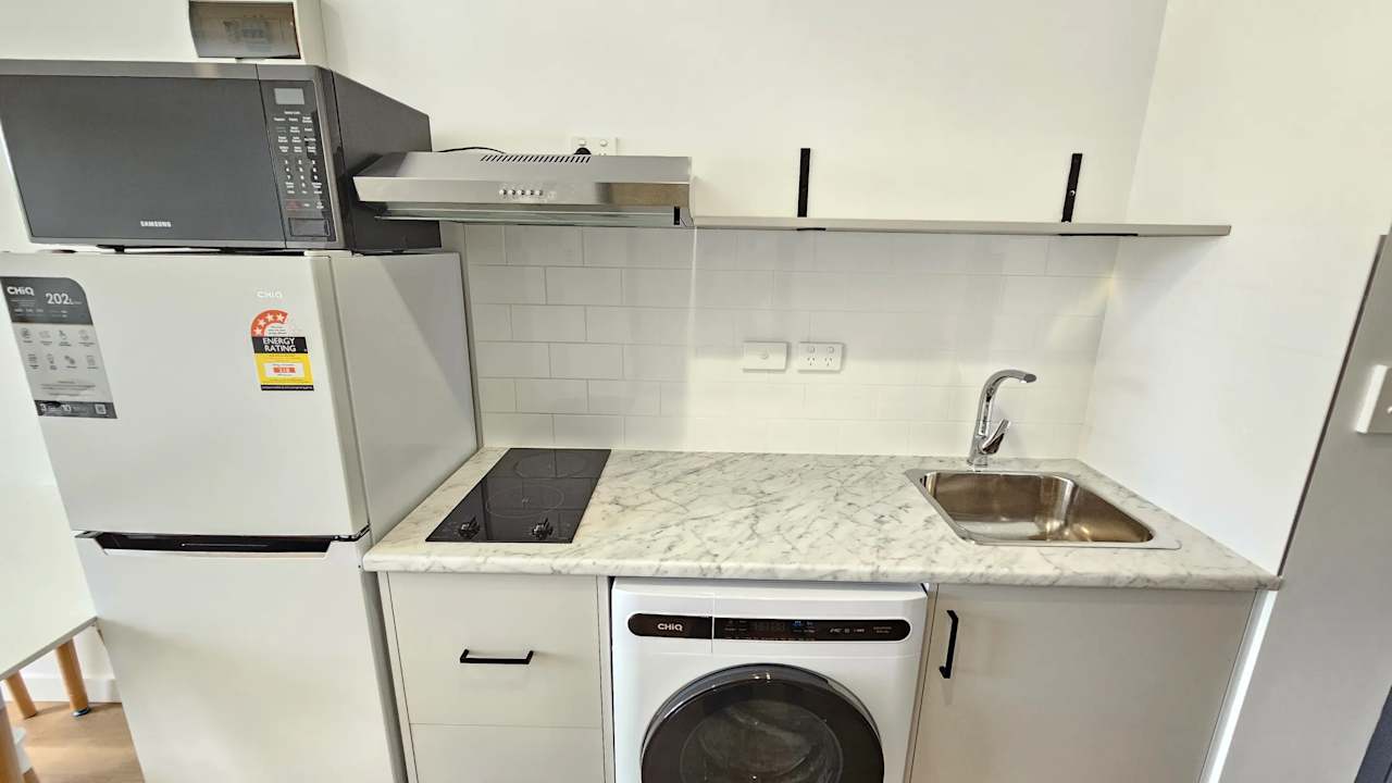 Furnished room studio flat for rent