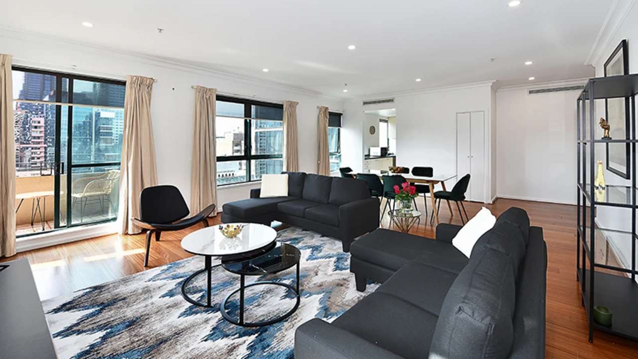 Whole property with 3 rooms for rent