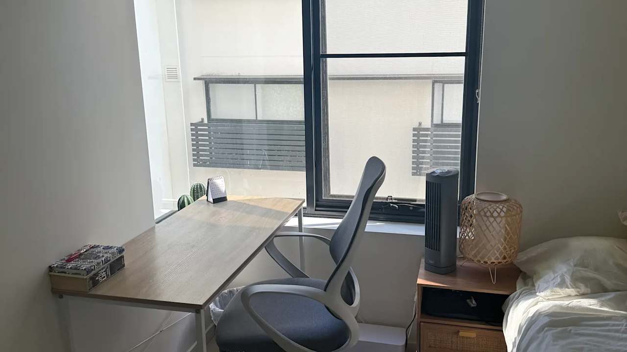 Furnished room with own bathroom