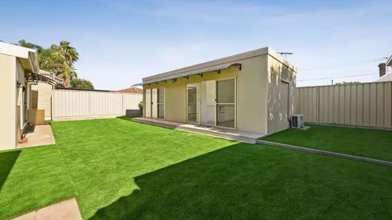 Room granny flat for rent