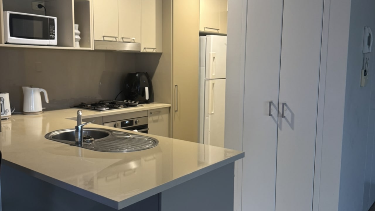 Whole property with 2 rooms for rent