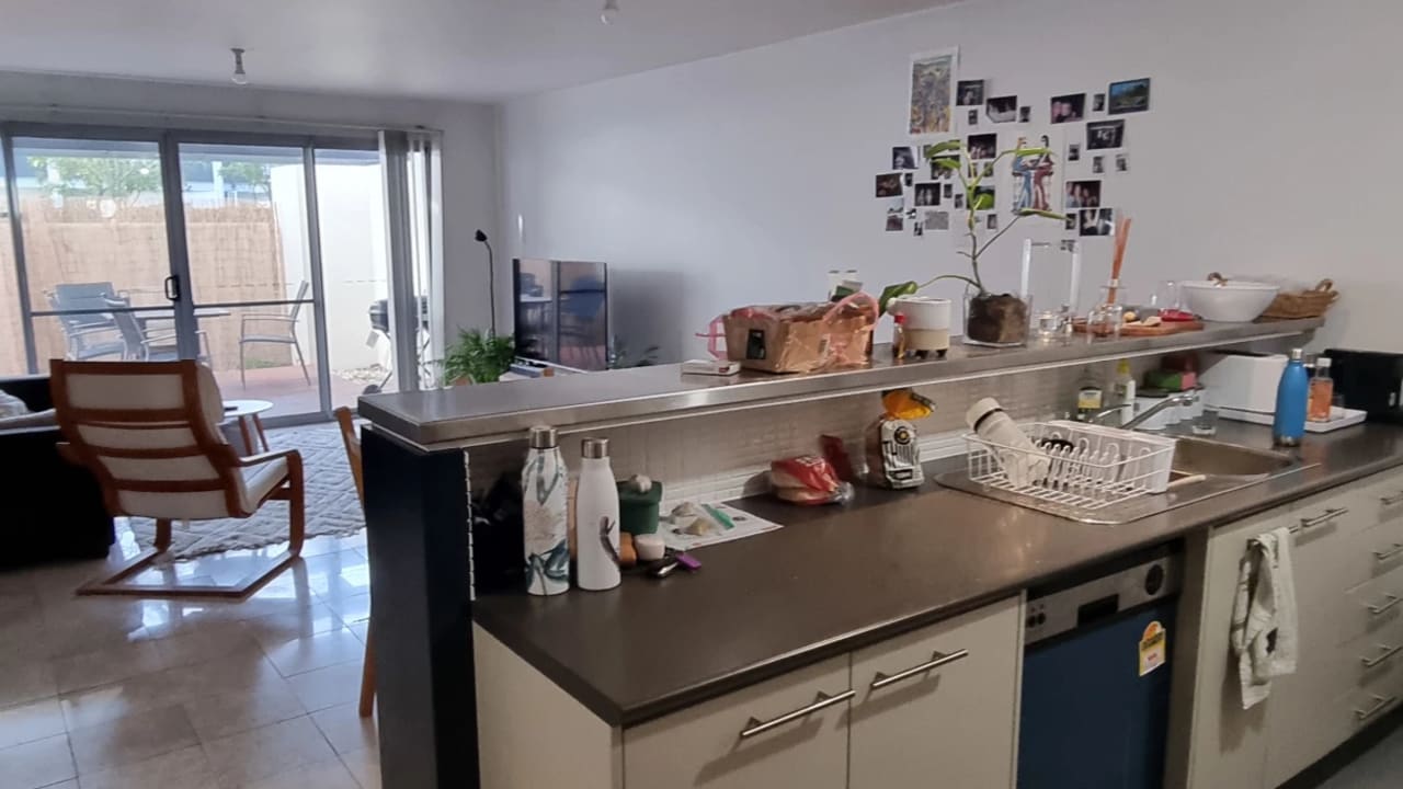 Unfurnished room with own bathroom