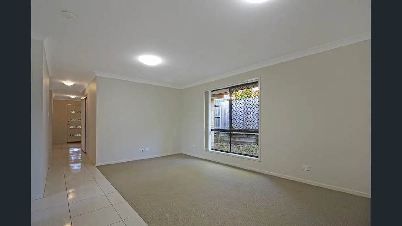 Furnished room with ensuite in a share house