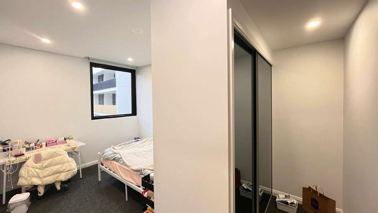 Furnished room with own bathroom