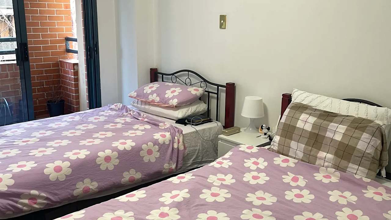Furnished room in a flatshare