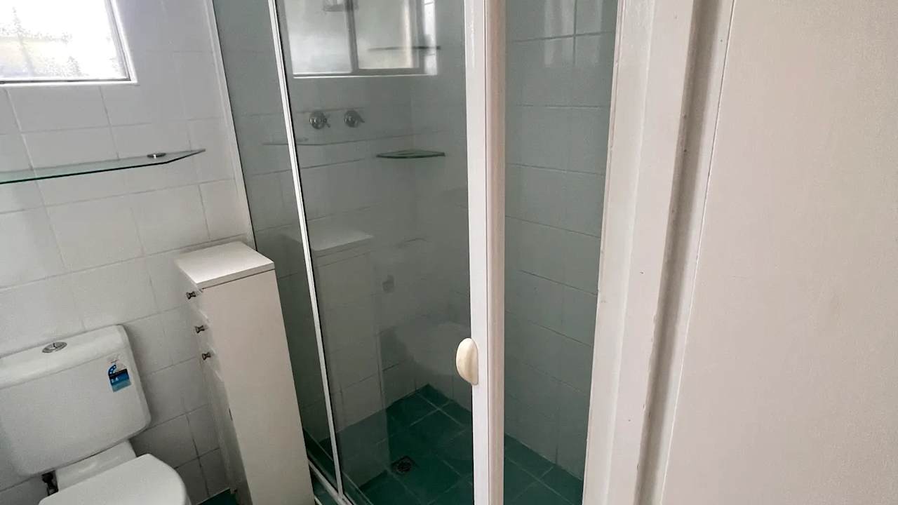 Room with ensuite in a share house