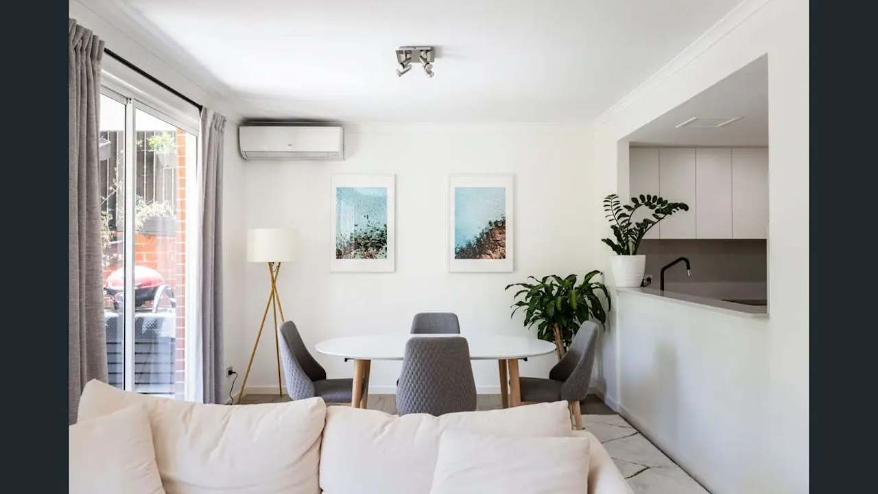 Furnished room with own bathroom