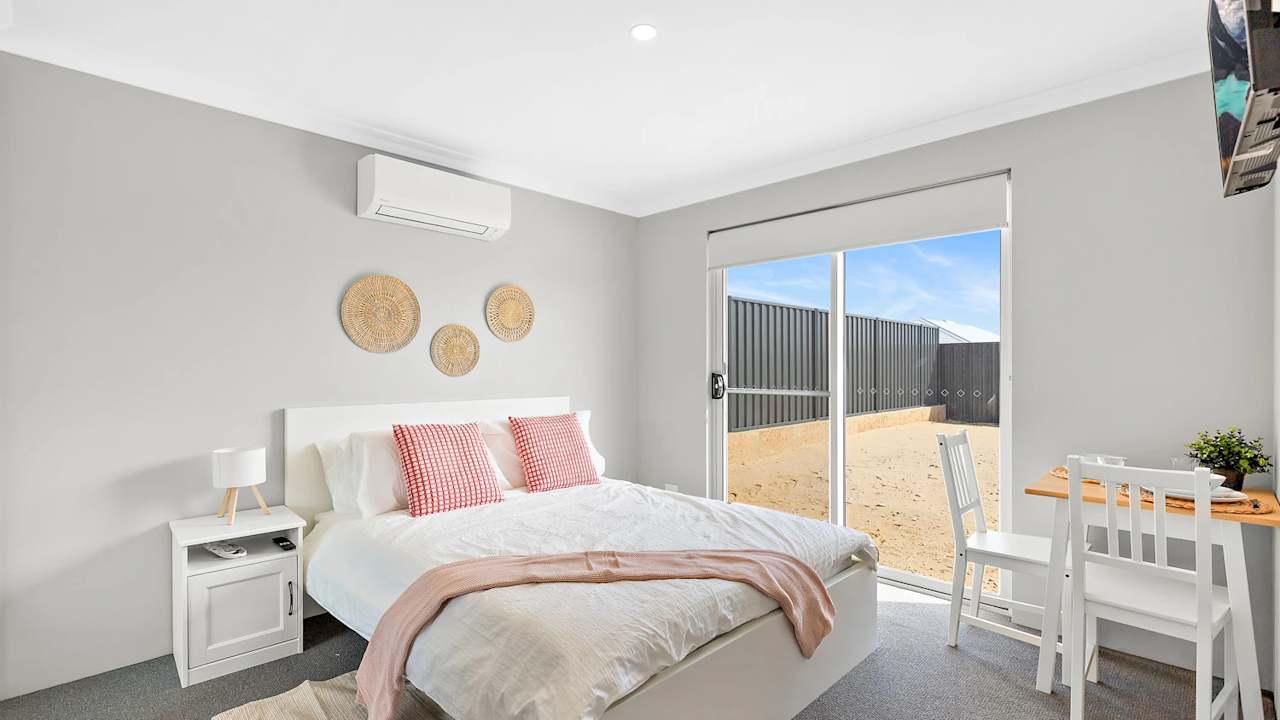 Furnished room with ensuite in a share house