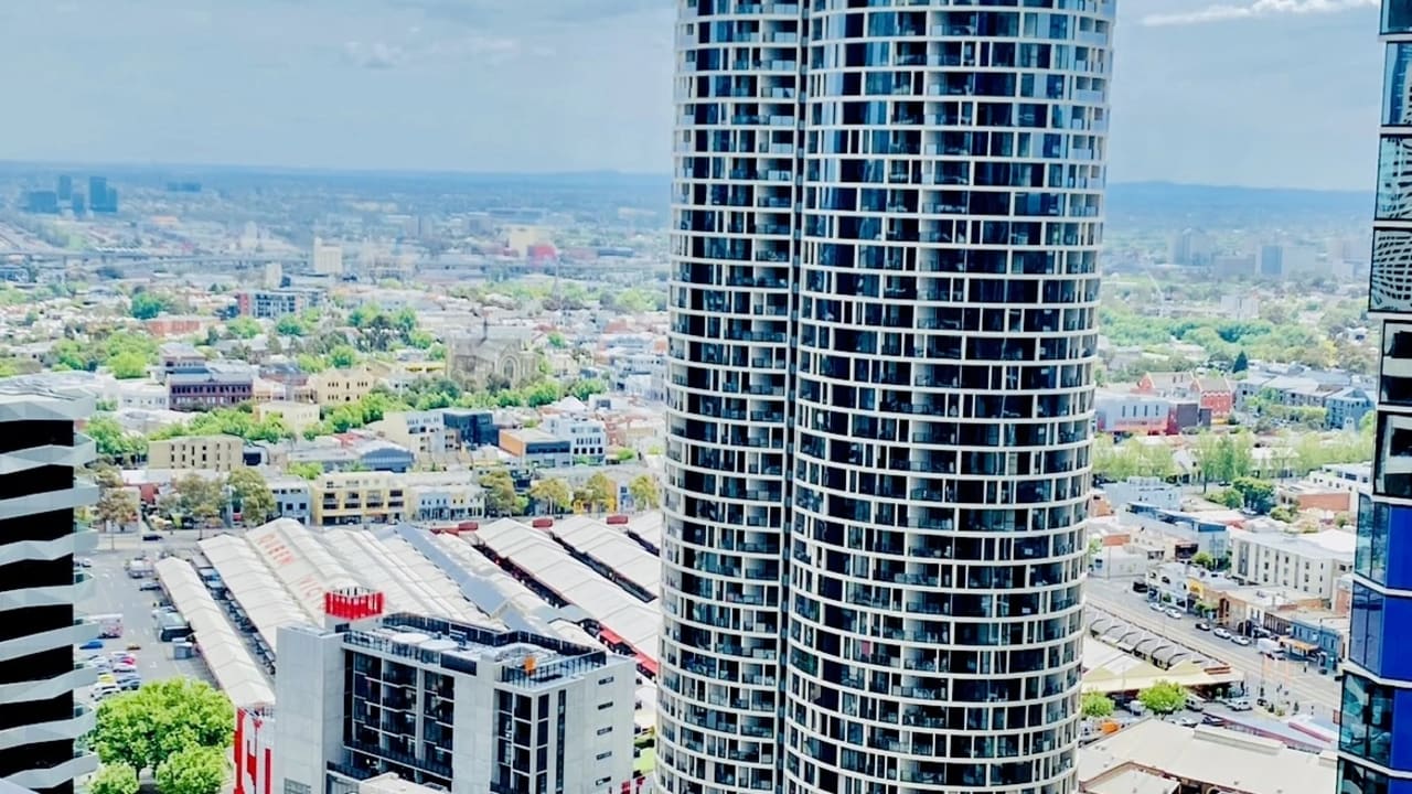 Whole property with 2 rooms for rent