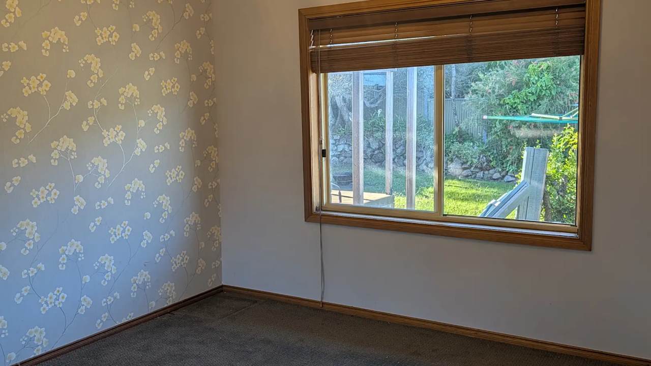 Room in a share house