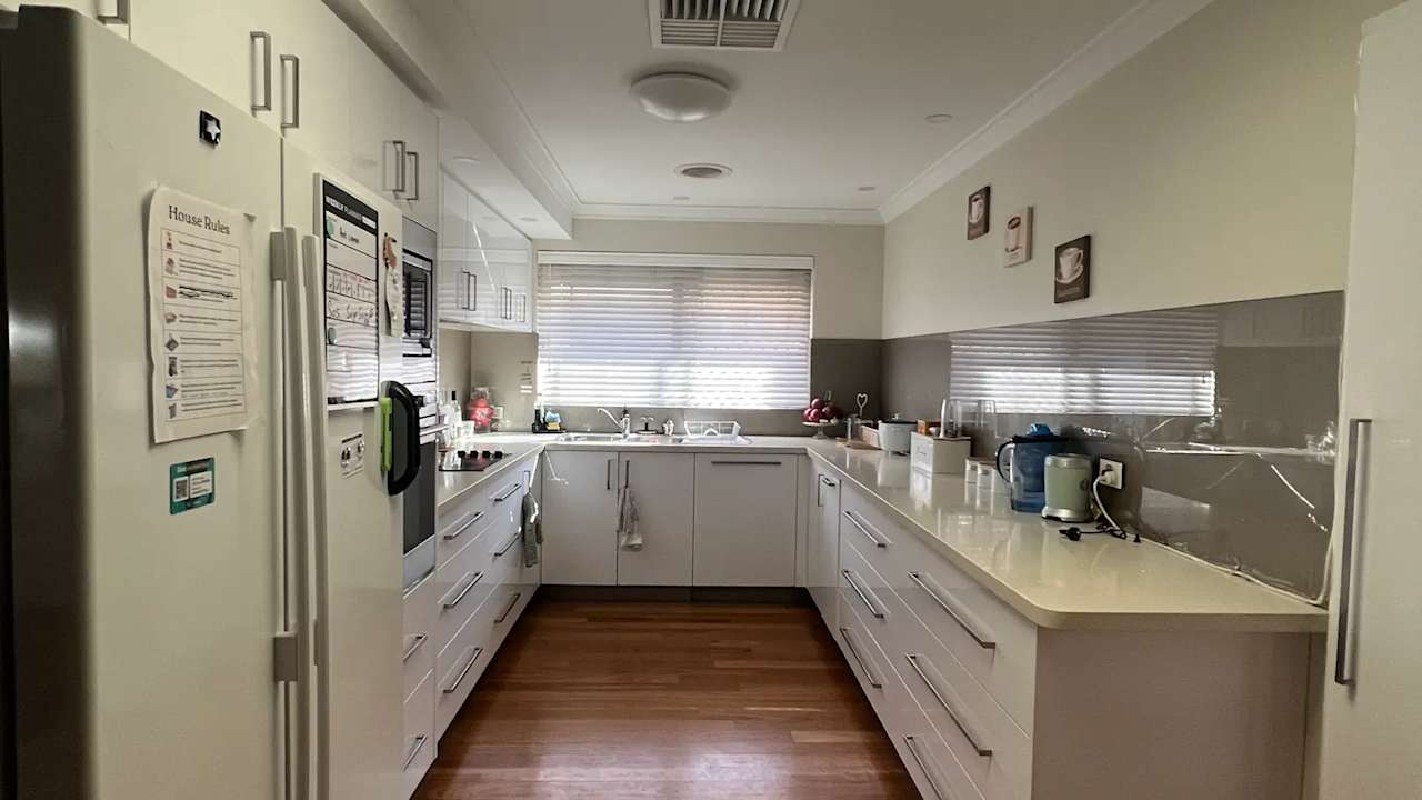 Furnished room in a share house