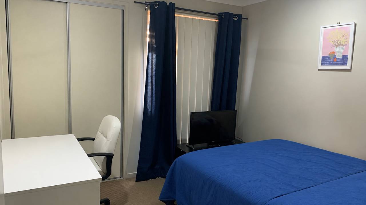 Furnished room with own bathroom