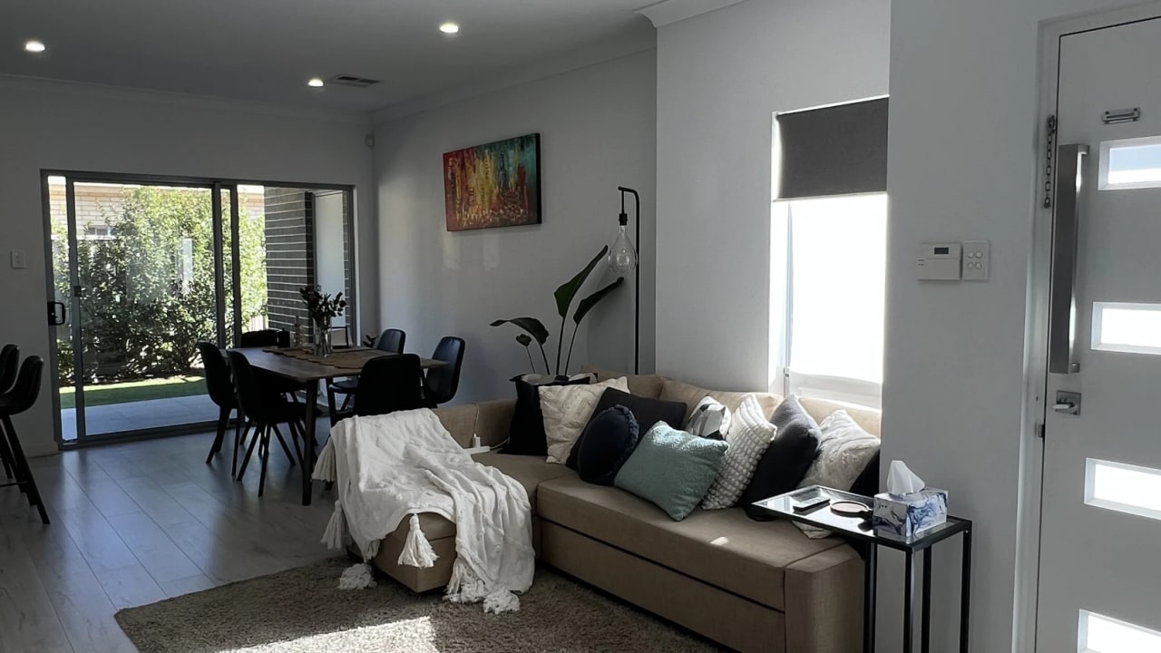 Furnished room with own bathroom