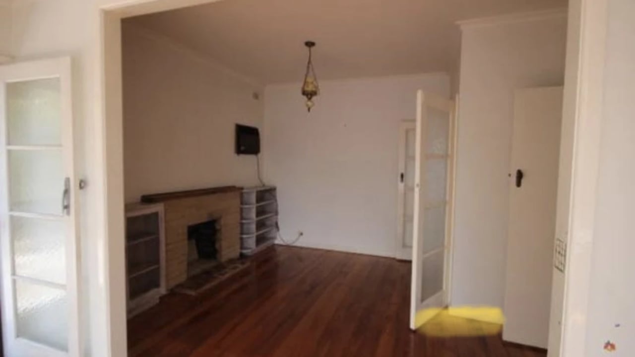 Room in a share house