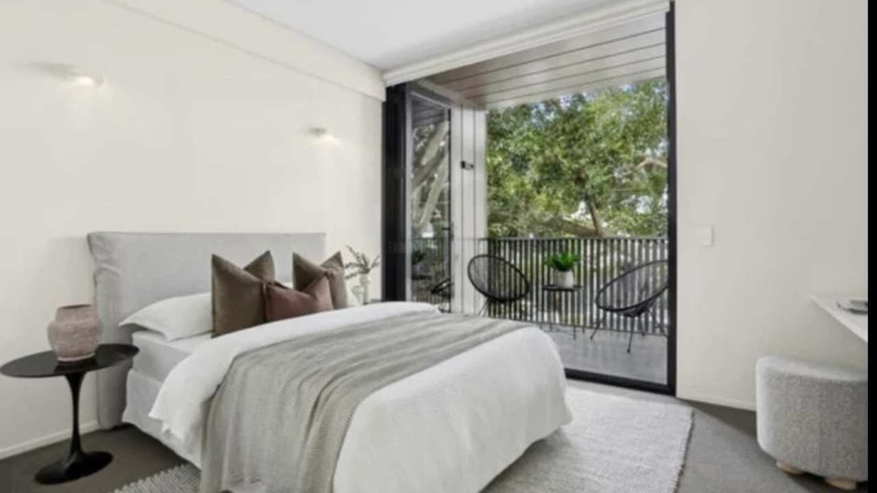 Room in a share house