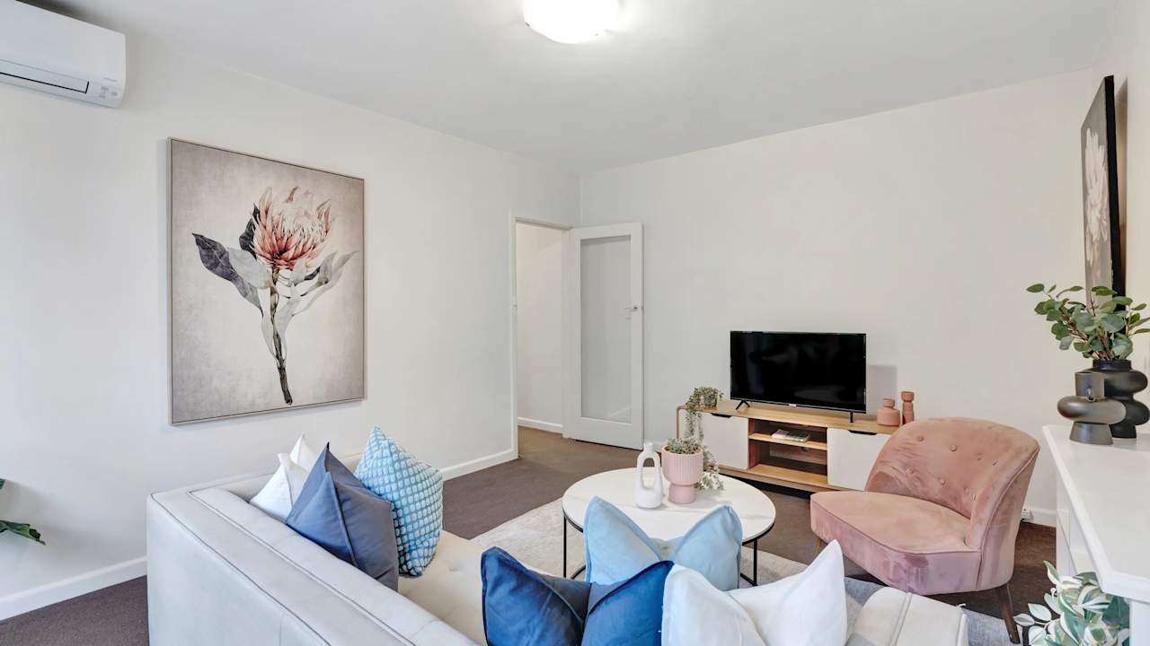 Whole property with 2 rooms for rent