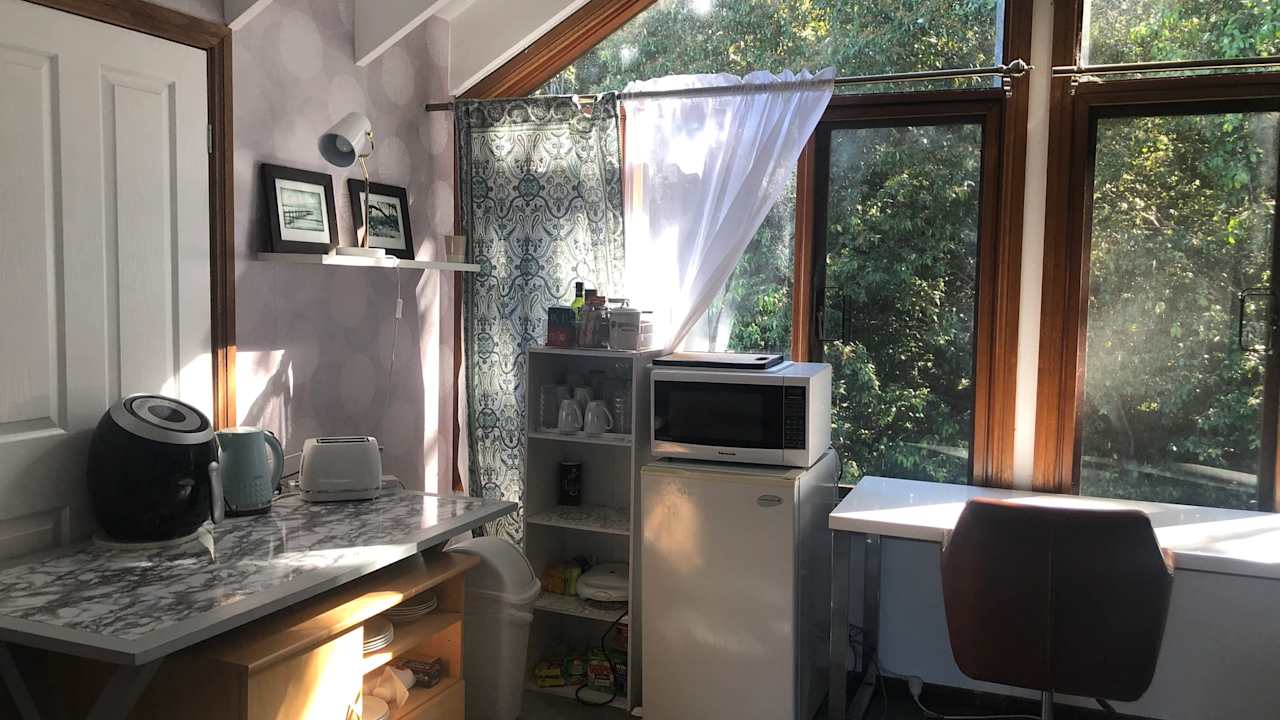 Furnished room with own bathroom