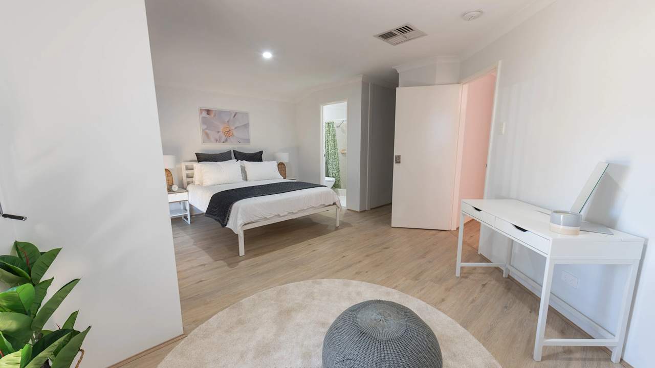 Furnished room with ensuite in a share house
