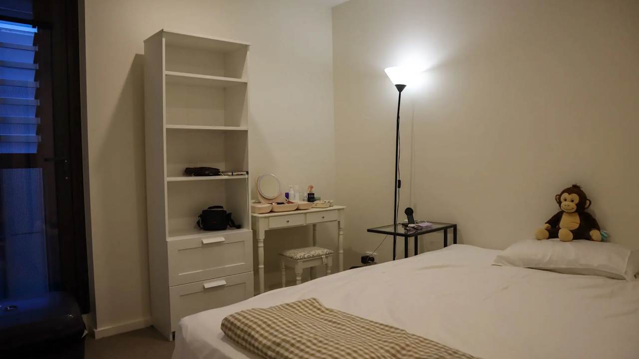 Furnished room with own bathroom