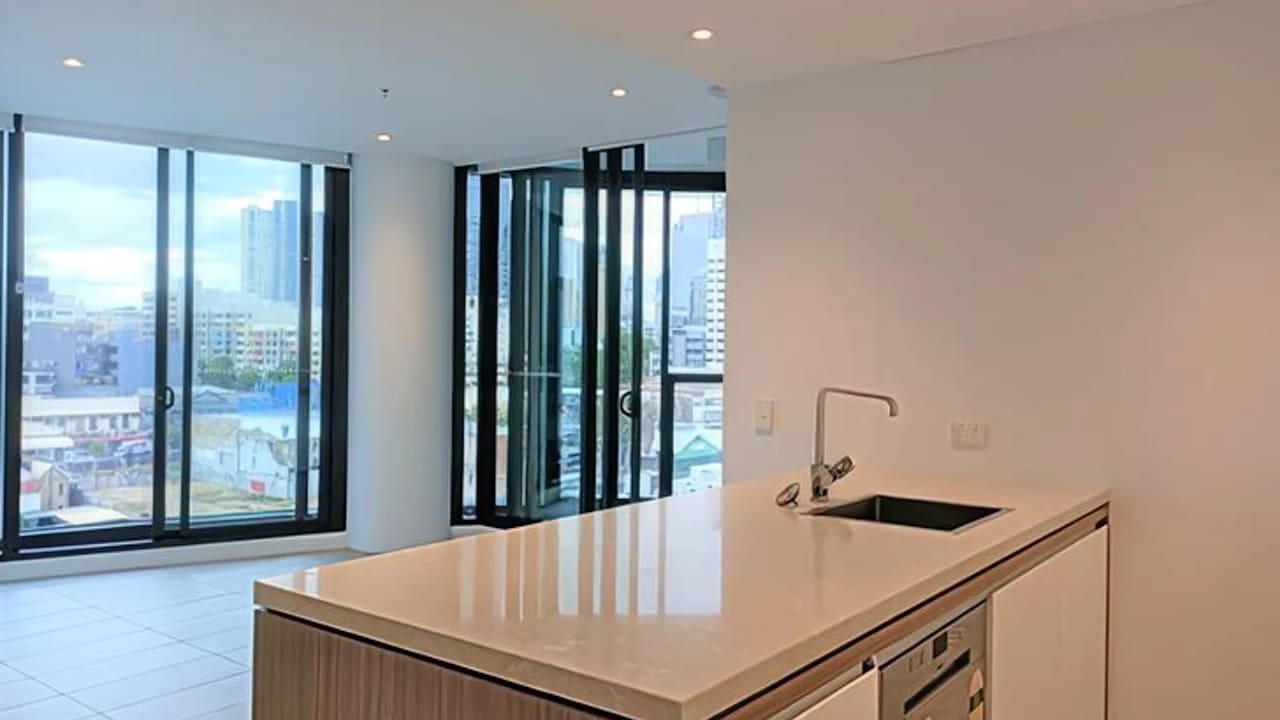 Unfurnished room with own bathroom