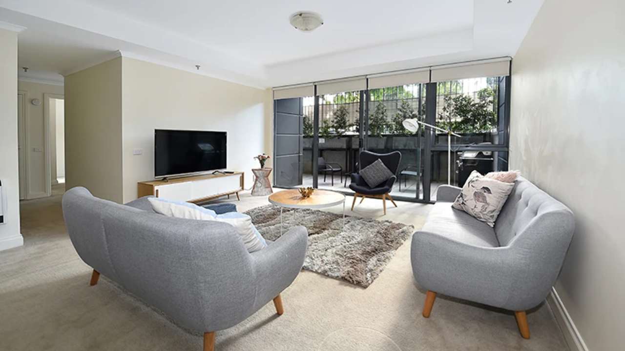 Whole property with 3 rooms for rent