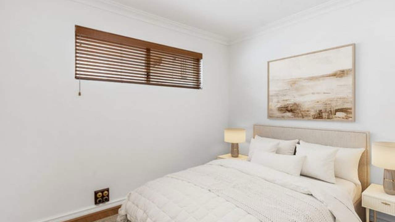 Whole property with 2 rooms for rent