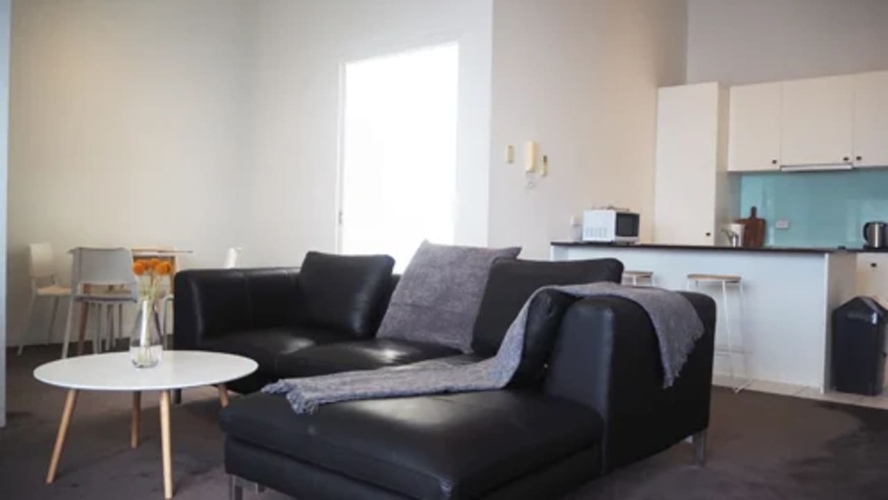 Whole property with 2 rooms for rent