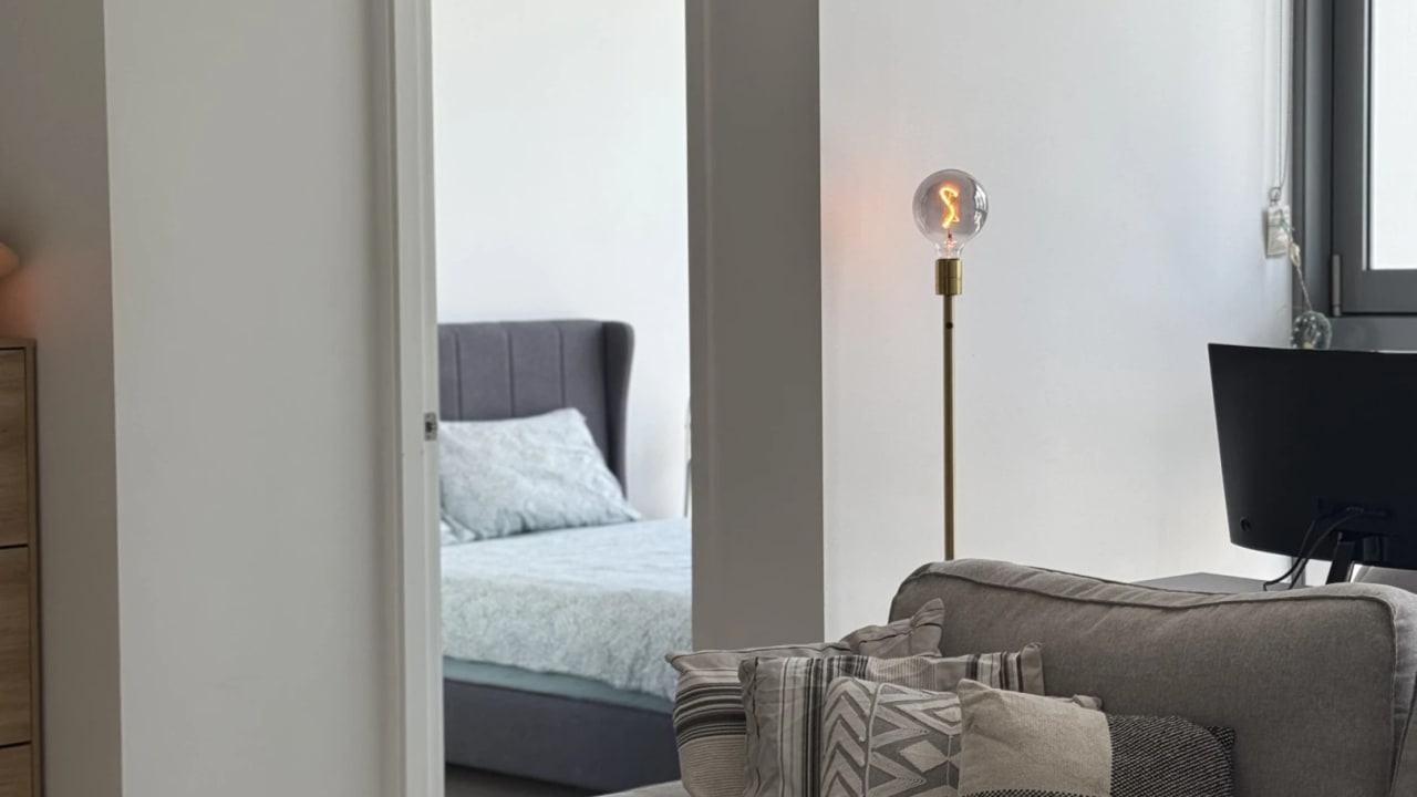 Furnished room in a flatshare