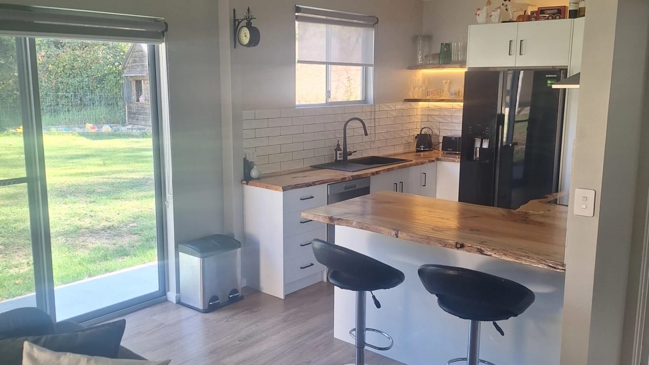Whole property with 2 rooms for rent