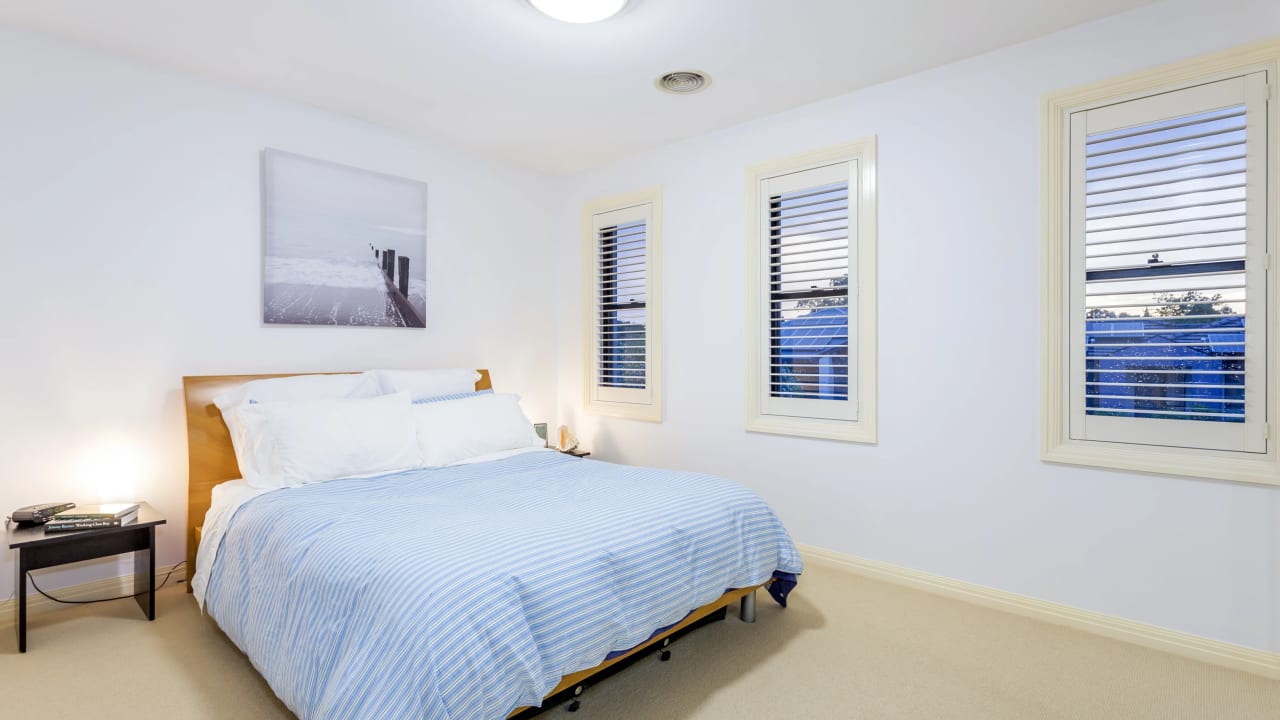 Room in a share house