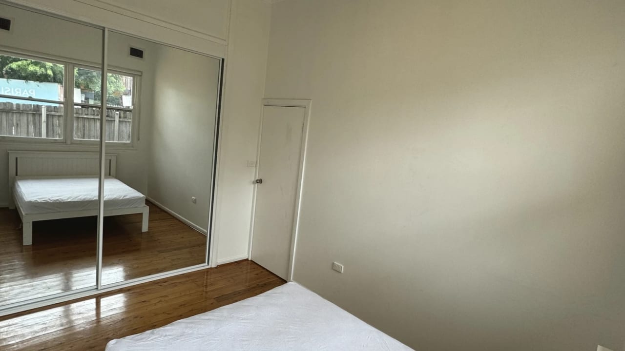 Whole property with 2 rooms for rent