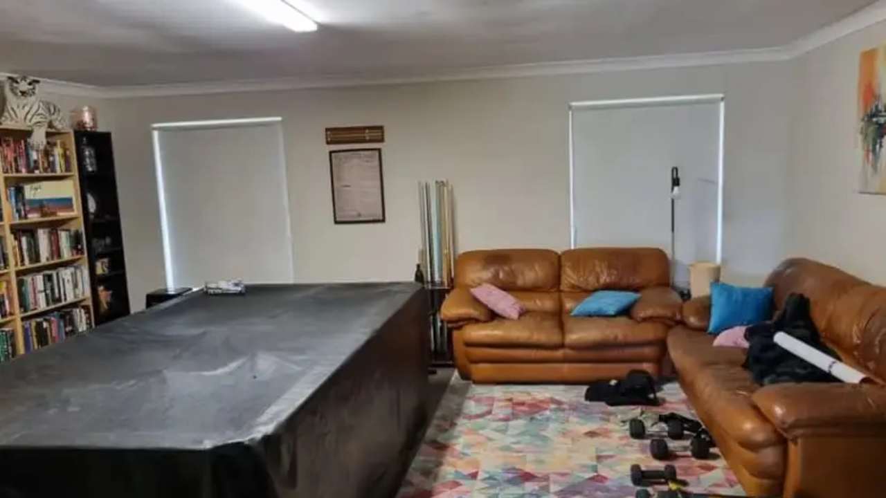 Unfurnished room in a share house