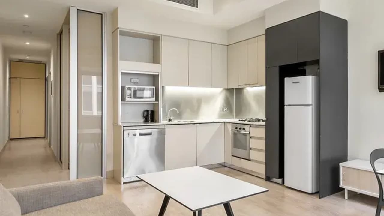 Furnished room in a flatshare