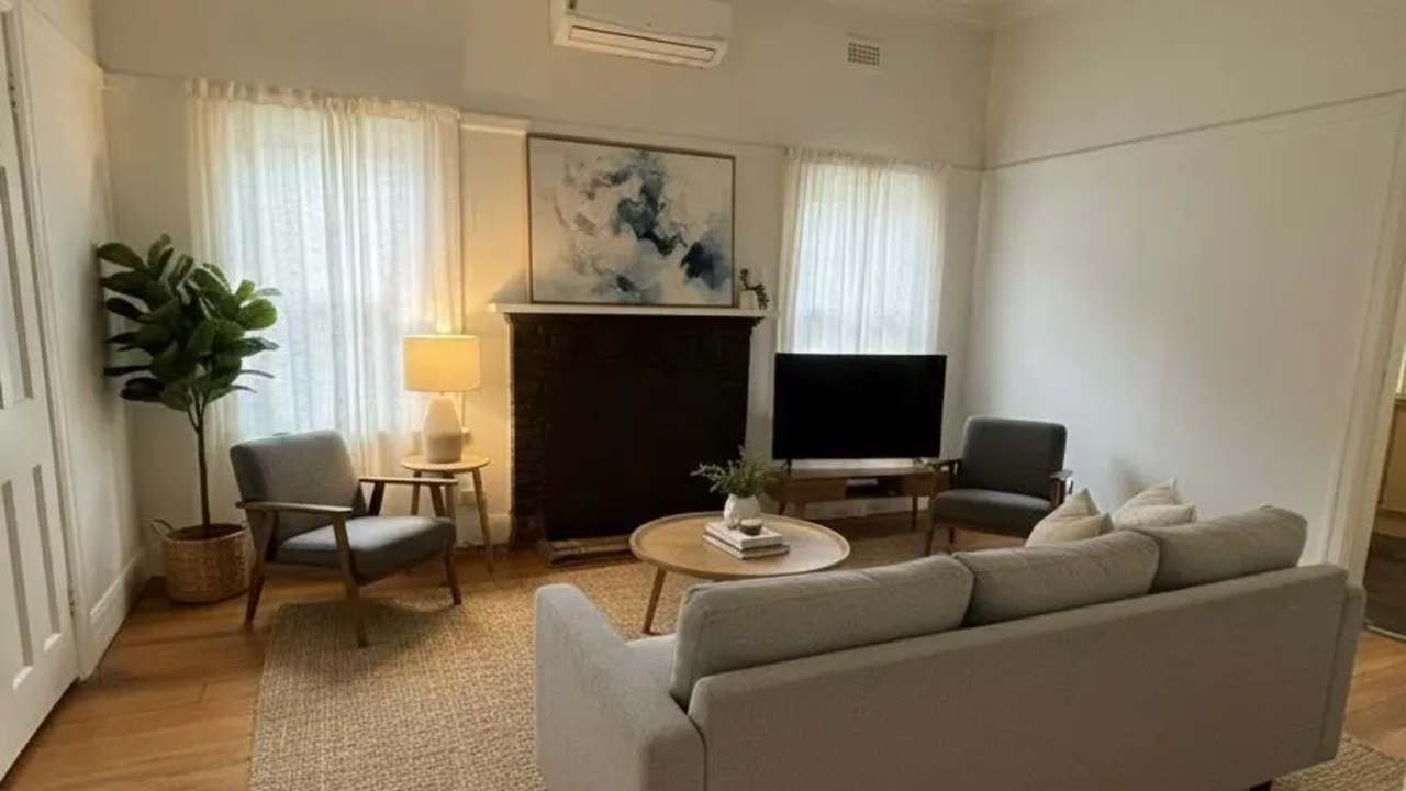 Furnished room in a share house