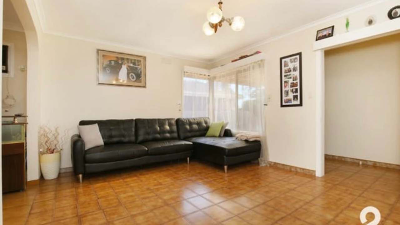 Whole property with 4 rooms for rent