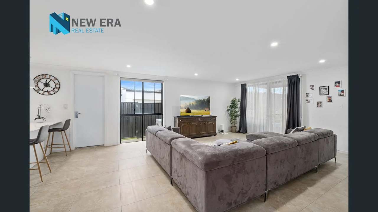 Furnished room with ensuite in a share house