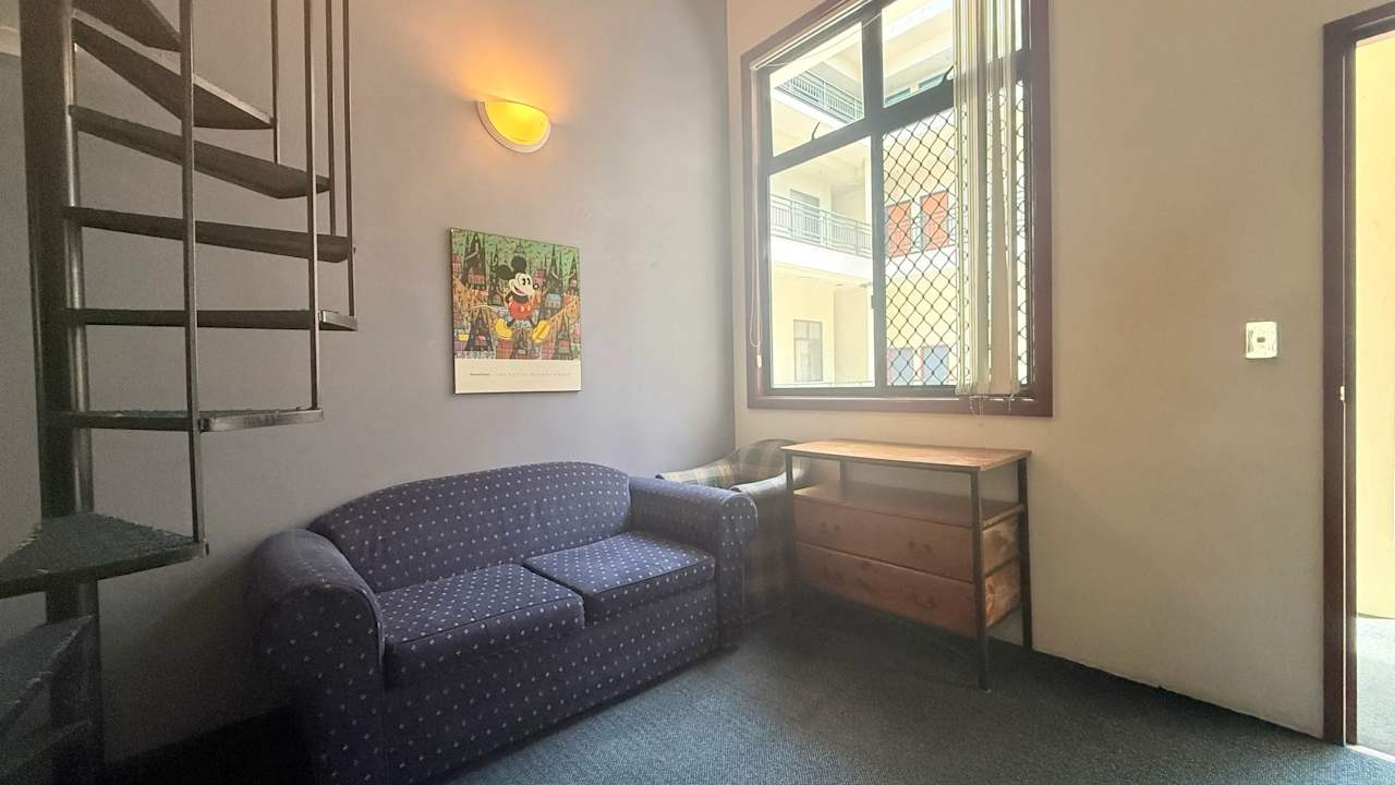 Furnished room studio flat for rent
