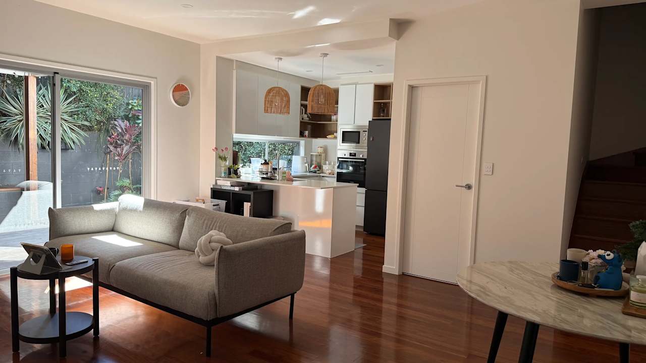 Furnished room with own bathroom