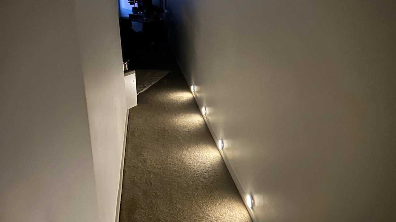 Unfurnished room in a flatshare