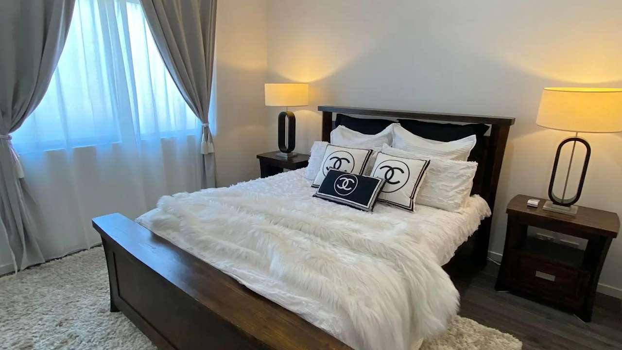 Furnished room granny flat for rent
