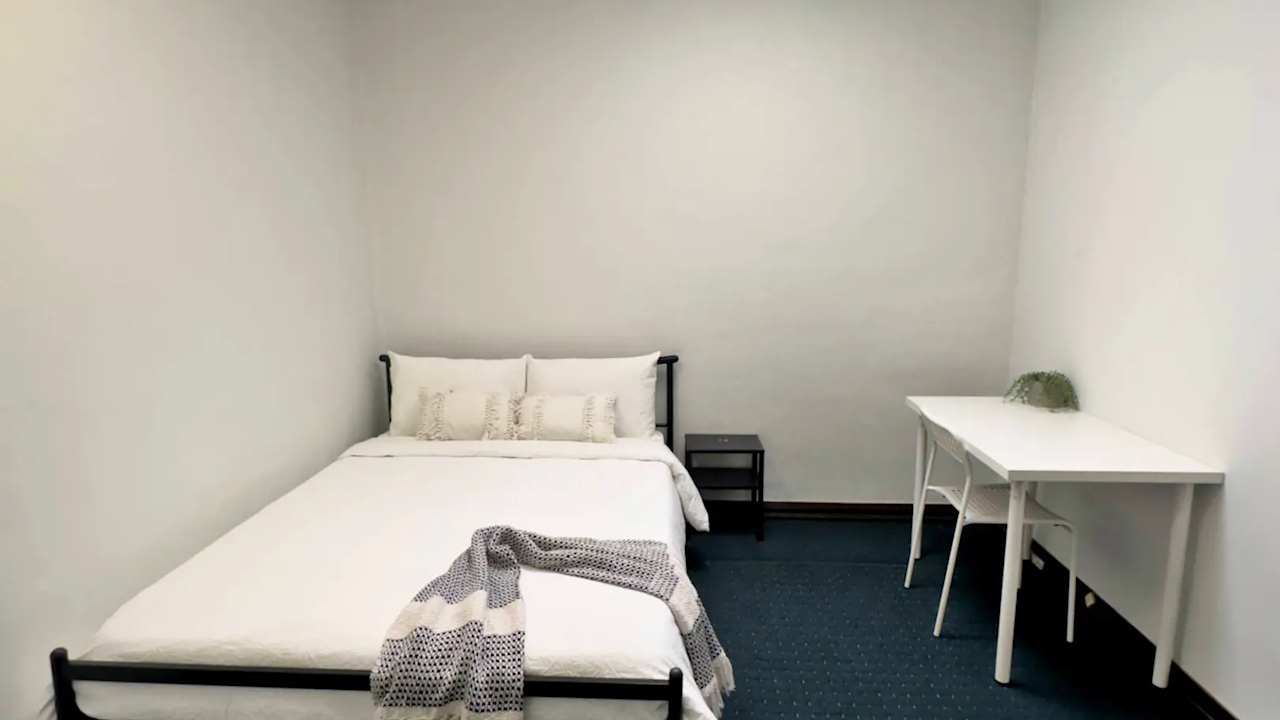 Furnished room in a share house