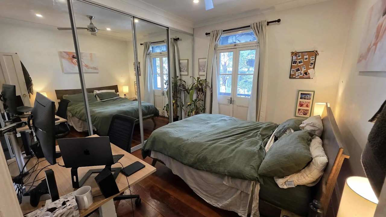 Unfurnished room in a share house