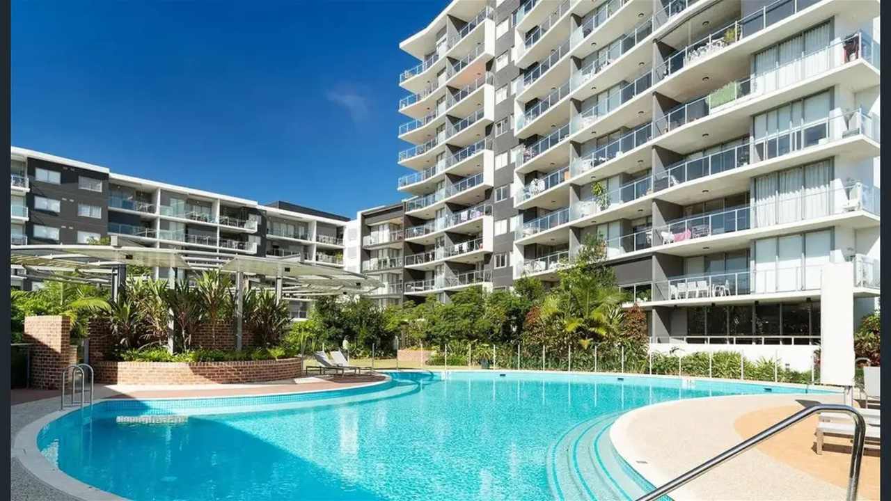 Whole property with 2 rooms for rent