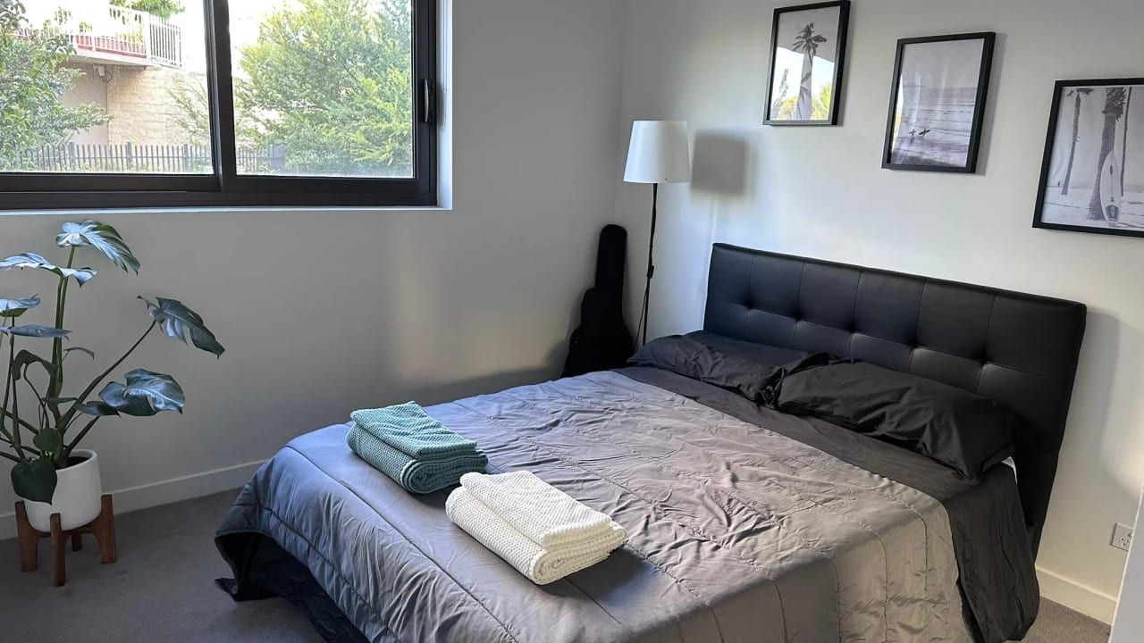 Furnished room with own bathroom