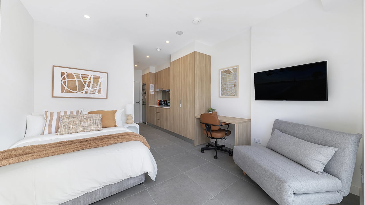Room studio flat for rent
