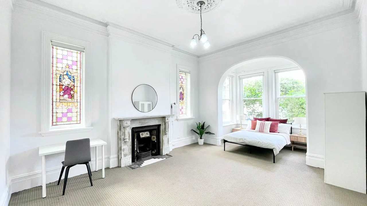 Whole property with 2 rooms for rent