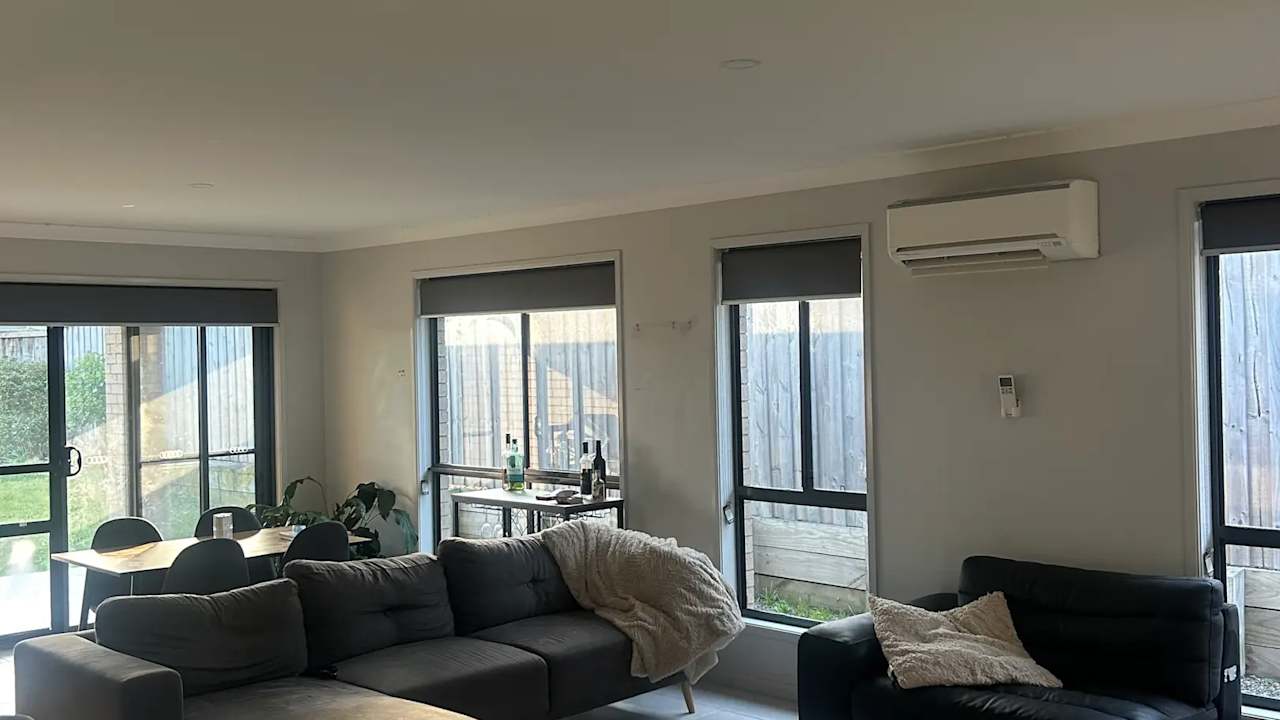 Unfurnished room in a share house