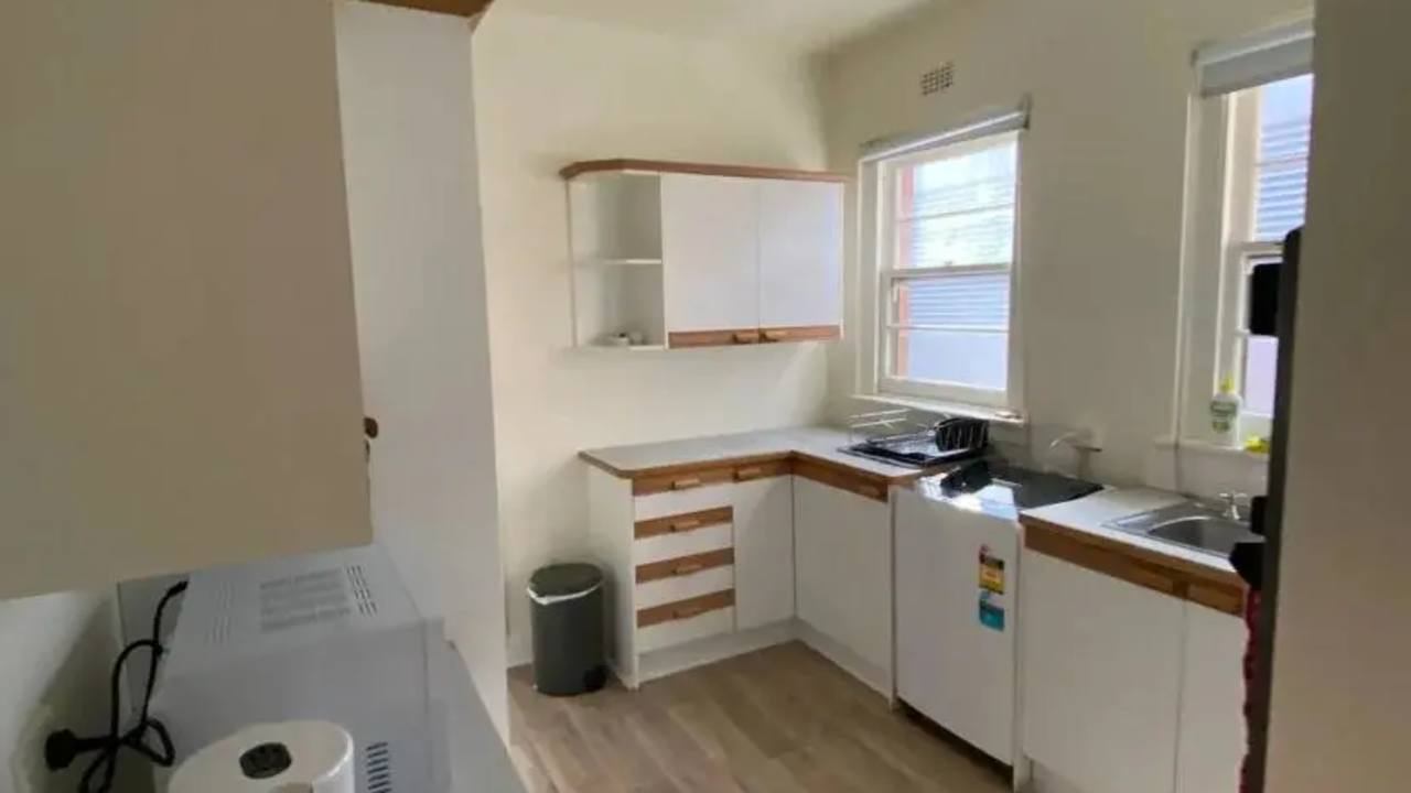 Whole property with 2 rooms for rent
