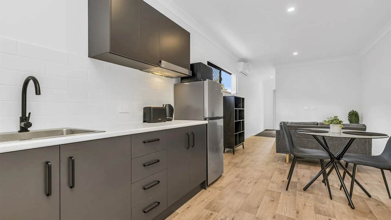 Furnished room studio flat for rent